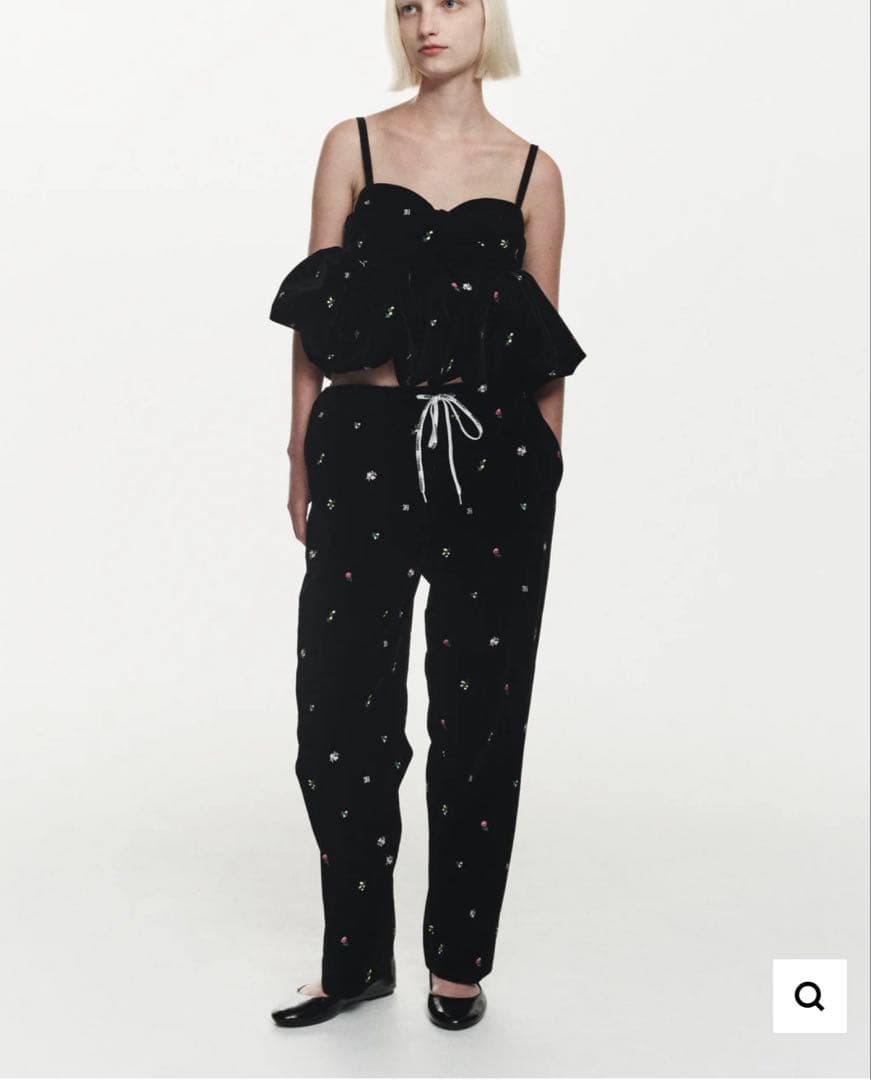 Bibiy ビビィ B. STARRY BUSTIER