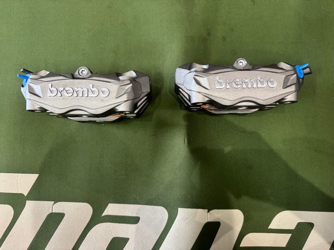 Z900RS SE 純正ブレンボキャリパー　brembo