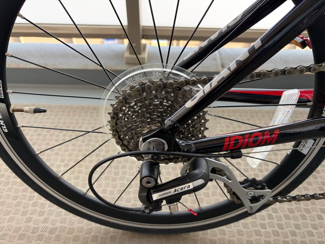 GIANT IDIOM 2ミニベロ 2016年購入 屋内保管送料込み