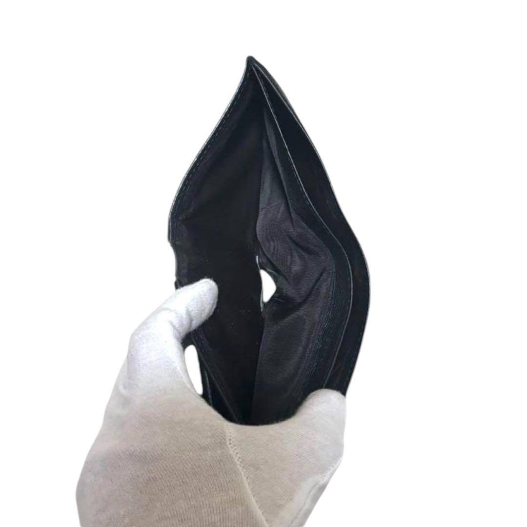 グッチ　折り財布　レザー　ブラック　金属インターロッキング　フラップ