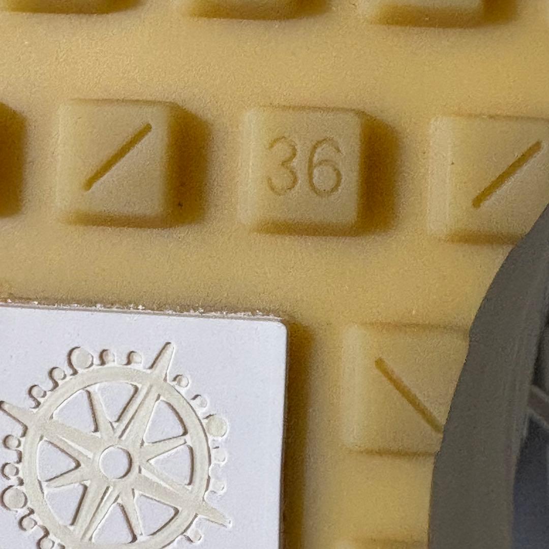 新品 bussola ブソラ ローリングソール ホワイト 23cm