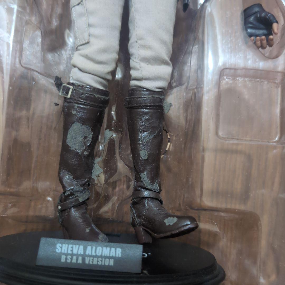 値下げ交渉可 ホットトイズ 1/6 シェバ・アローマ BSAA バイオハザード5