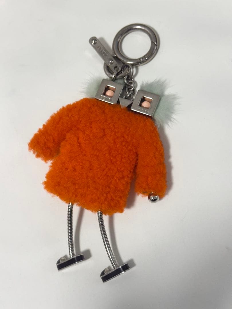 FENDI フェンディ　チャーム　キーホルダー　バグズ