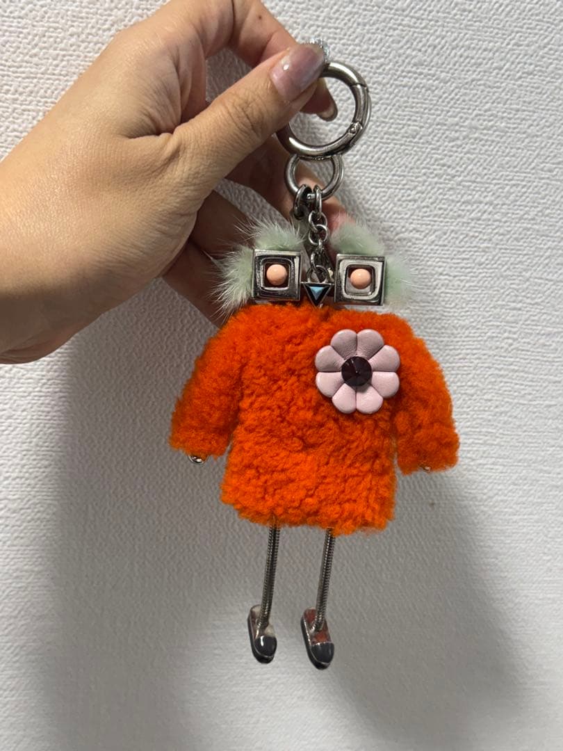 FENDI フェンディ　チャーム　キーホルダー　バグズ