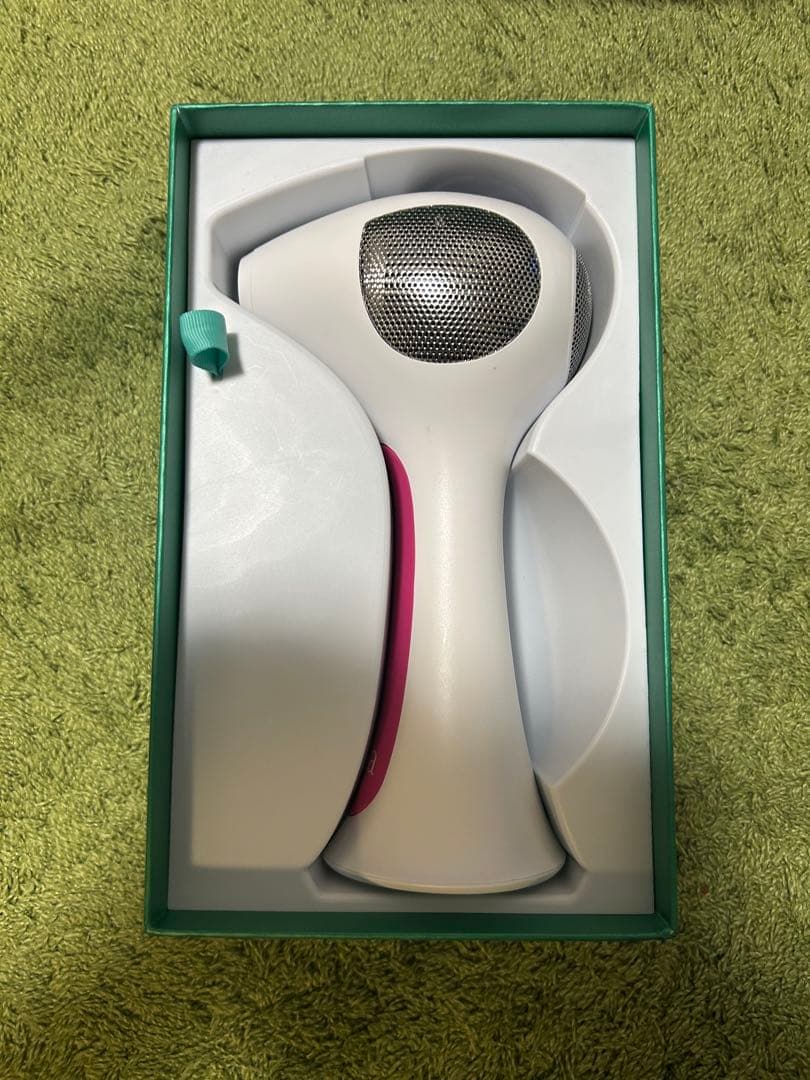 TRIA 4X 脱毛器 ホワイト/ピンク