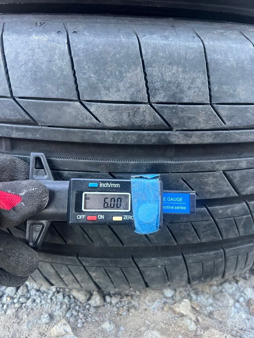 トーヨータイヤ　トランパス lu2 225/55r18 23年製