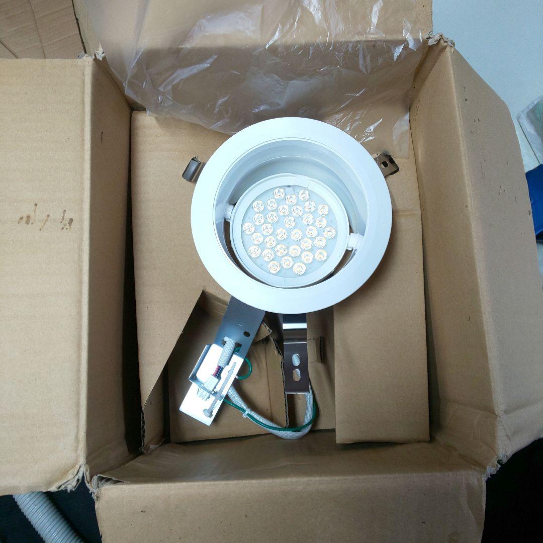 TOSHIBA LEDD-50103L-LD9 スポットライト