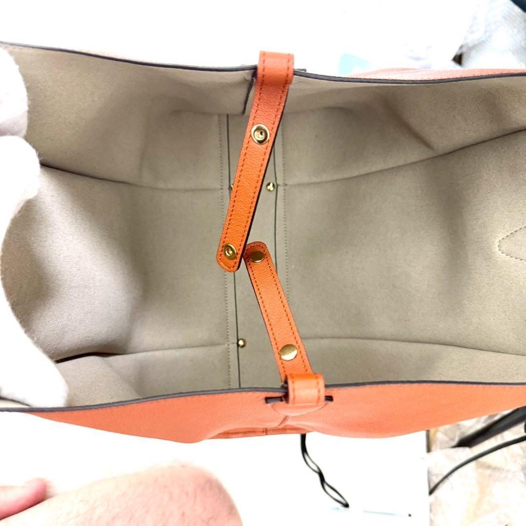 美品 ✨ TOD'S トッズ トートバッグ Tタイムレス 本革 ポーチ付