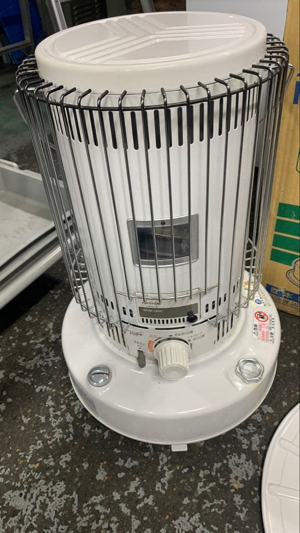 【美品】トヨトミKS-6700対流形石油ストーブ