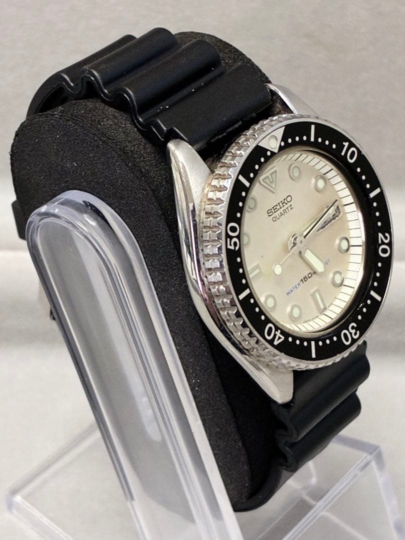 希少 SEIKO ダイバー ホワイト文字盤 6458-600B ベルト・電池新品