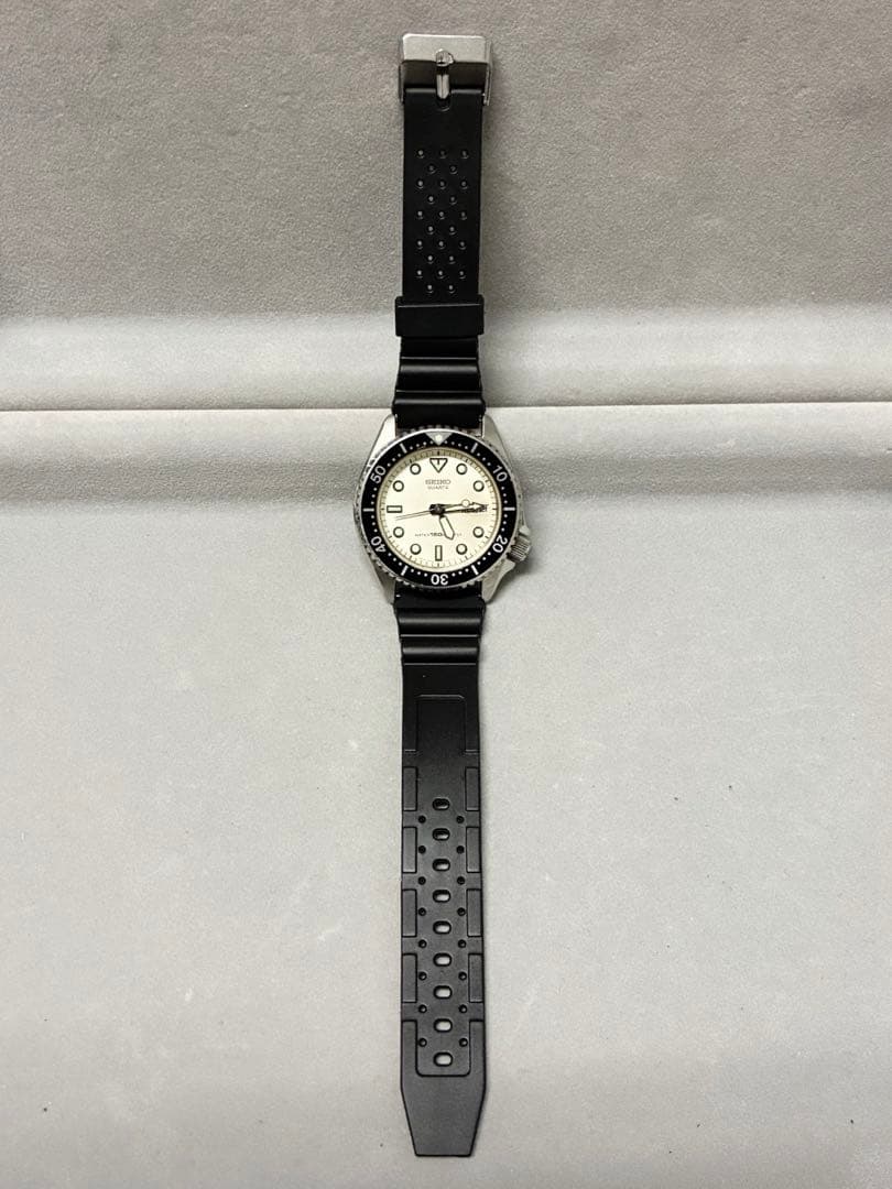 希少 SEIKO ダイバー ホワイト文字盤 6458-600B ベルト・電池新品