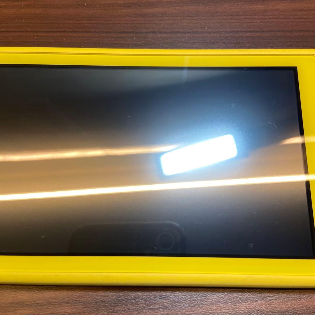 ニンテンドー Switch Lite 本体 イエロー ほぼ新品 5732