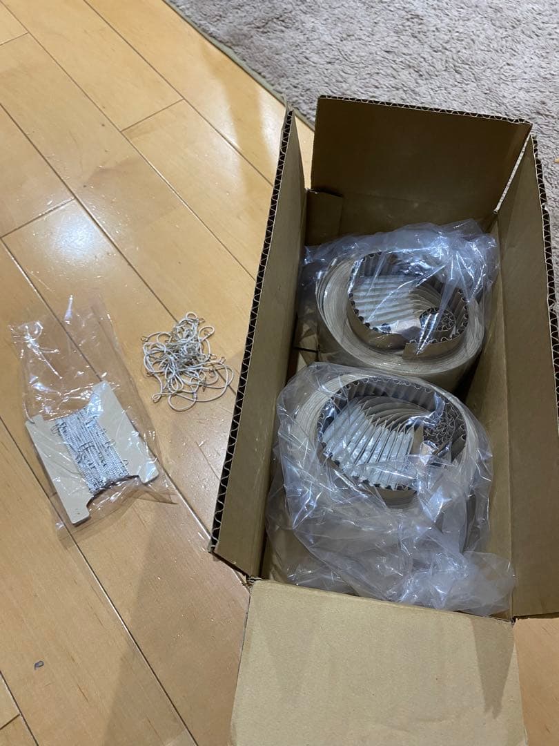 バーチカルブラインド　ニチベイ　新品　ルーバーのみ　縦型ブラインド