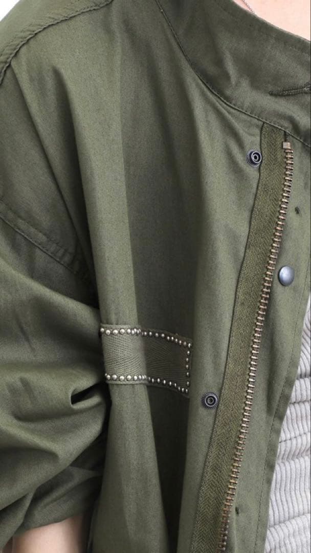 アパルトモン HTC STUDS DESIGN FISH TAIL C
