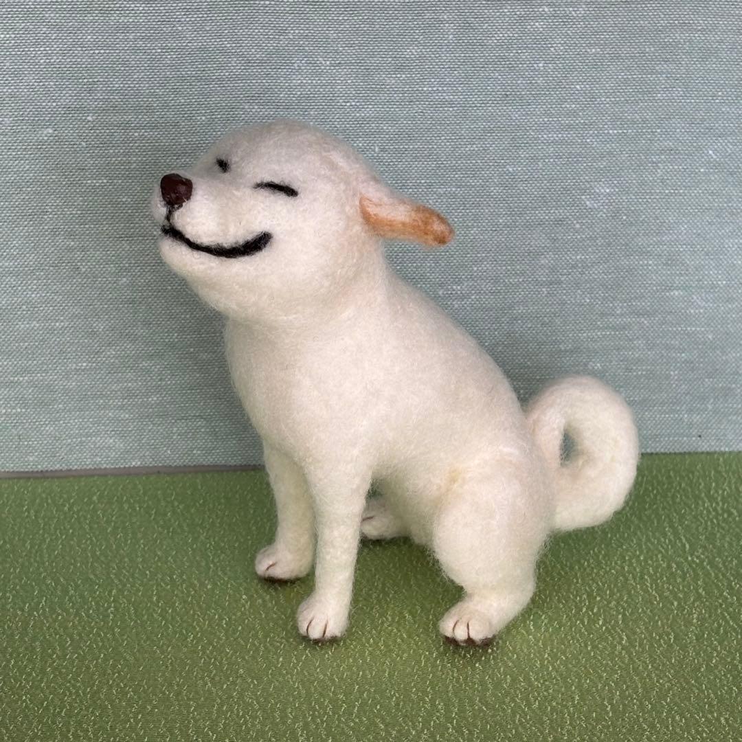 柴犬　白柴　羊毛フェルト　ハンドメイド　No.94