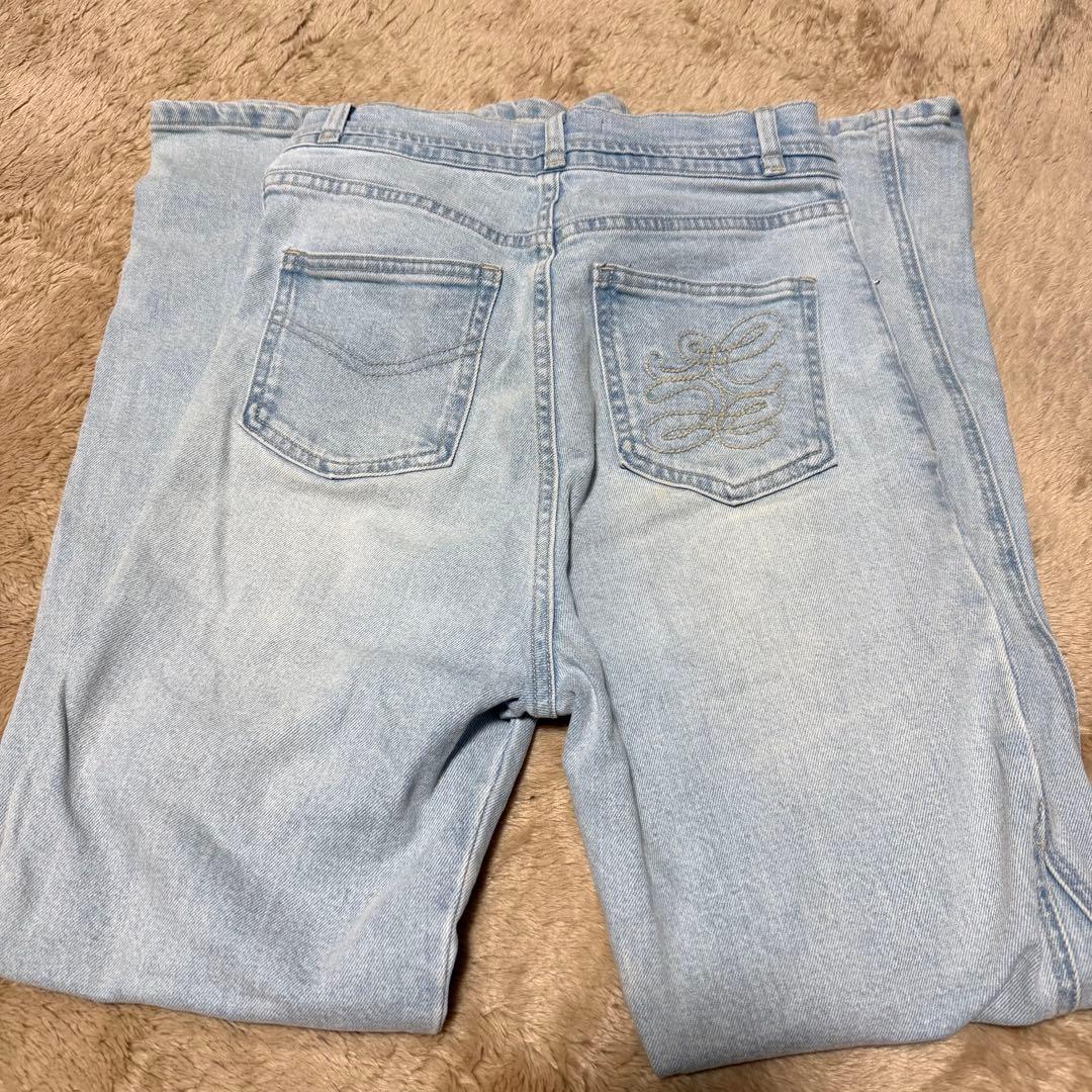 あずさ SNIDEL Sustainableストレッチフレアデニムパンツ0