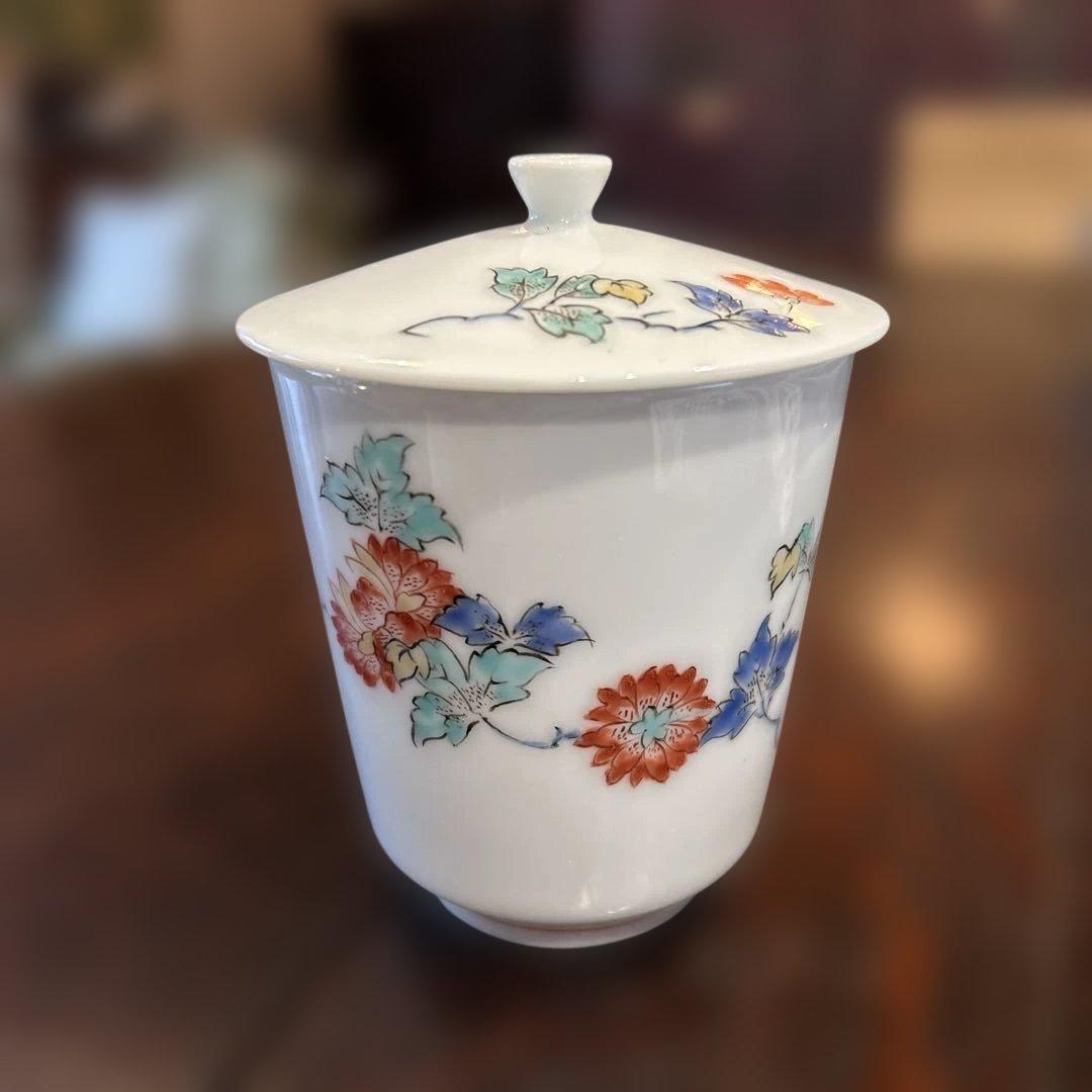 新春SALE 十四代柿右衛門　錦　蓋つき湯呑み椀 牡丹　磁器製