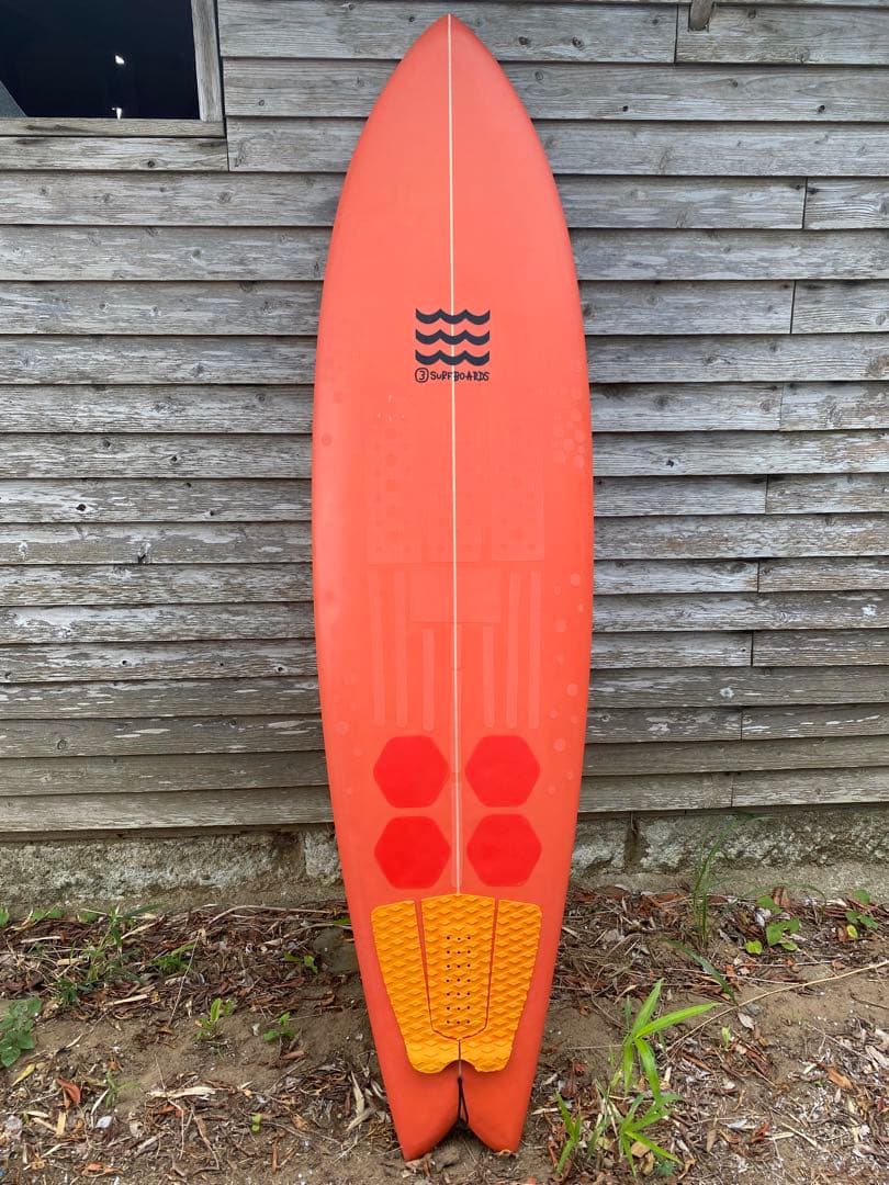 3surfboards 7'2ミッドレングス　サーフボード