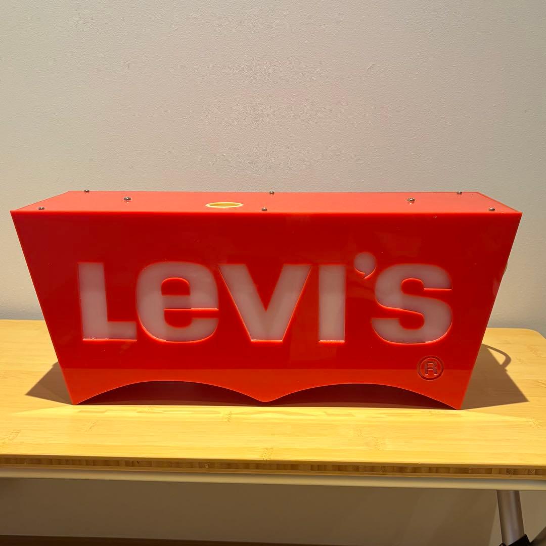 Levi's リーバイス　ネオンサイン　看板　ディスプレイ
