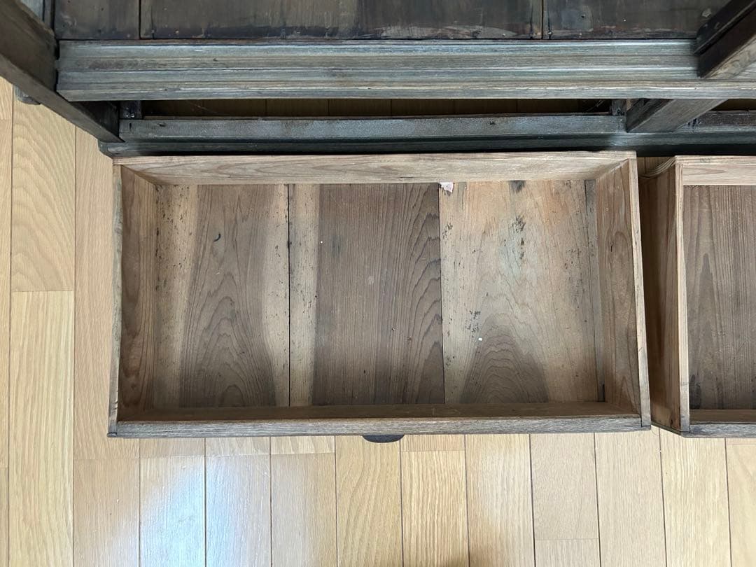 ガラス棚　（古家具・ビンテージ家具）