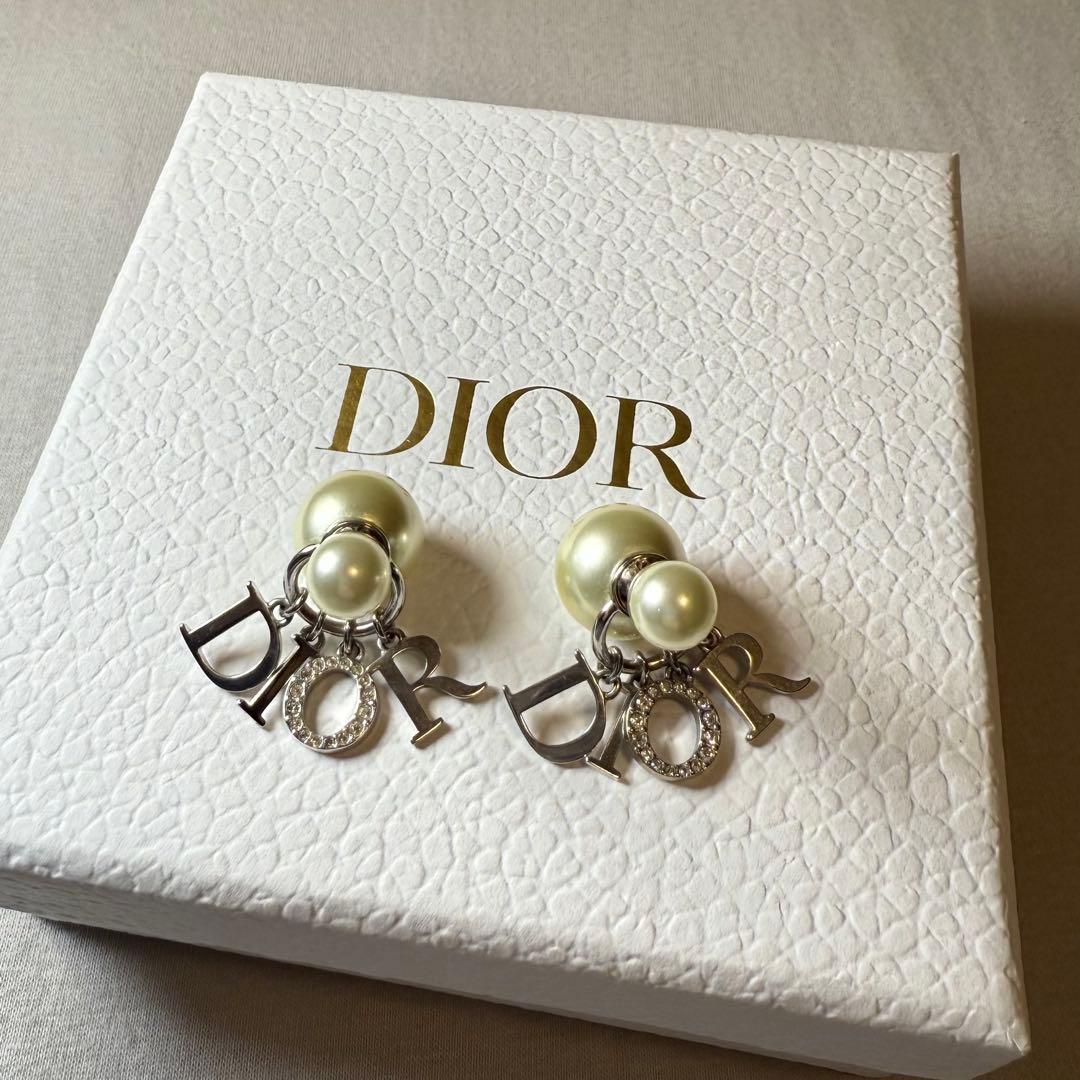 chinami様　Dior Tribales トライバルピアス シルバー