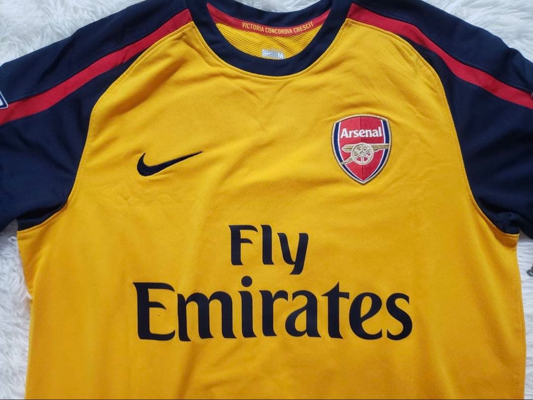 【新品タグ付】レア商品 NIKE 08/09アーセナル アウェイ 8番 ナスリ
