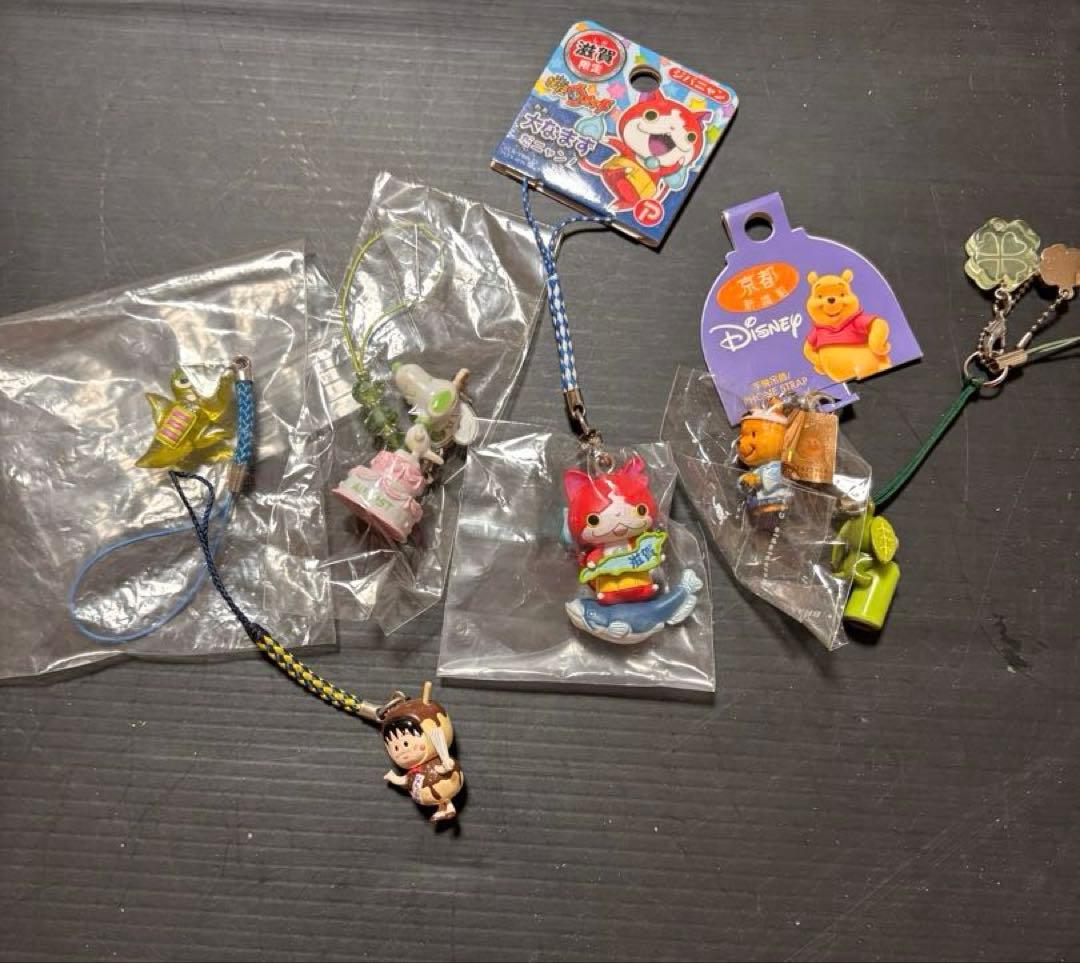 R*8様 マイナーな激レア品！アニメキャラご当地キャラクターなど大量まとめ売り