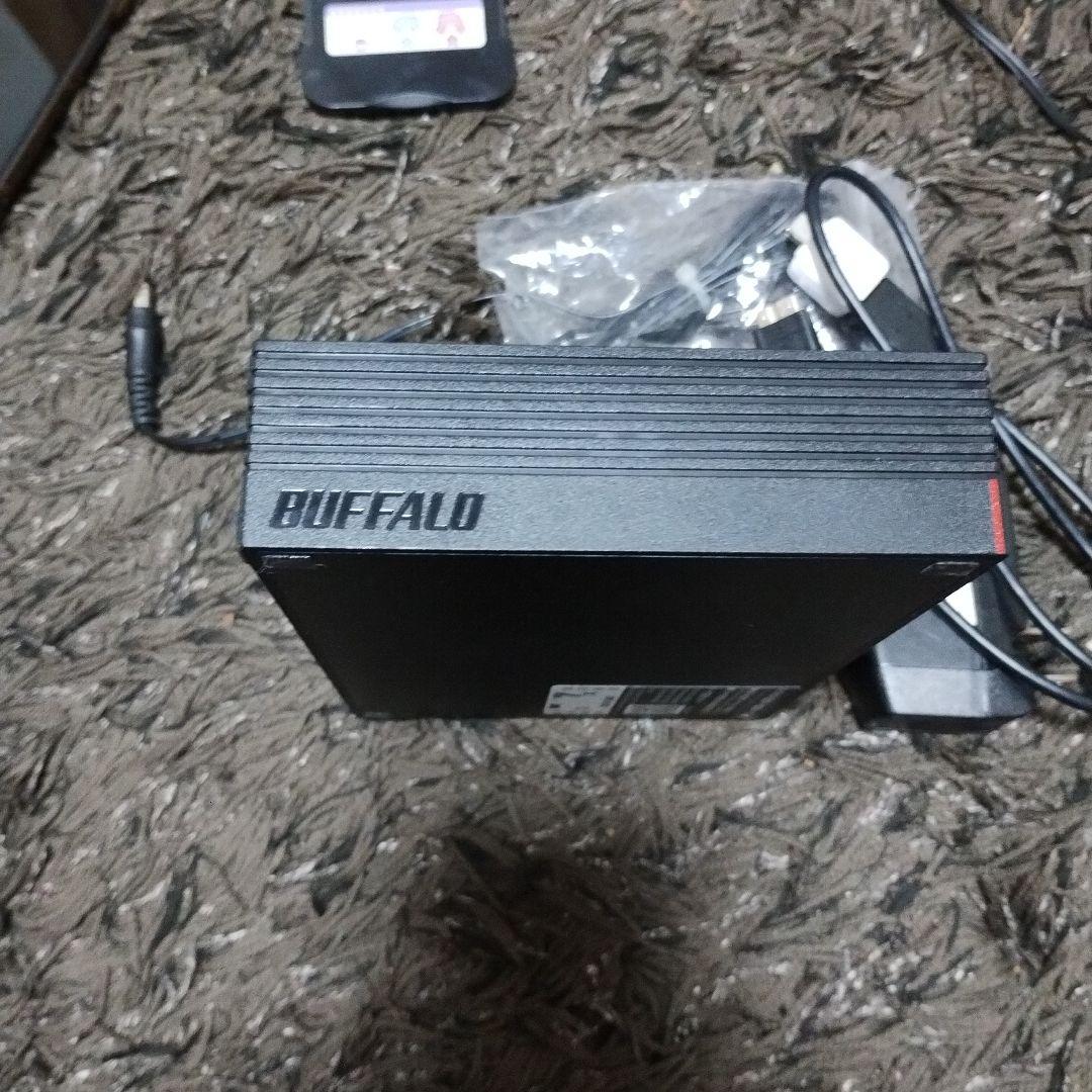 BUFFALO NAS 4TB ブラック 本体とケーブル