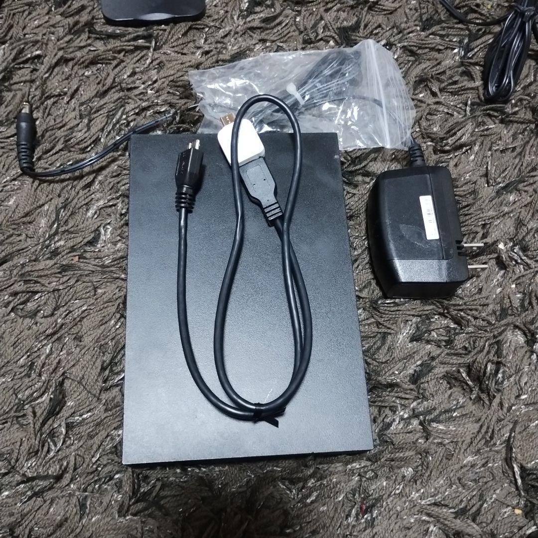 BUFFALO NAS 4TB ブラック 本体とケーブル