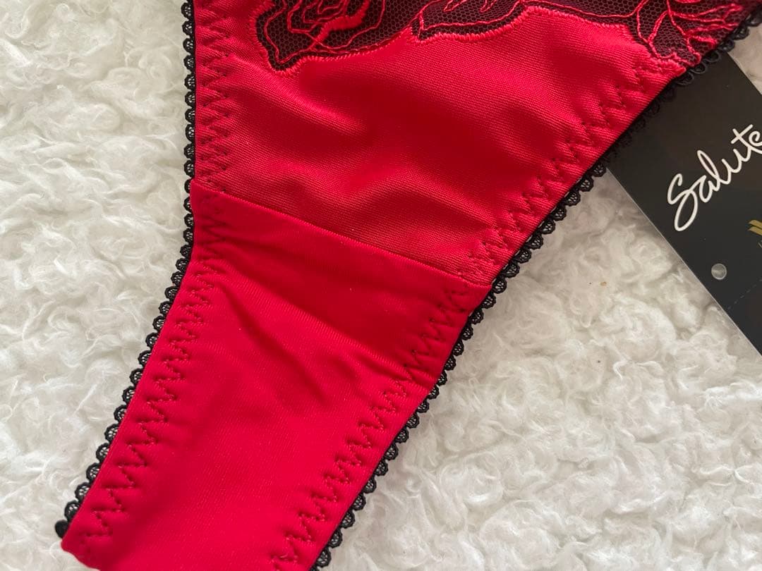 専用 サルート 旧20G D75/M ムーランルージュ RE