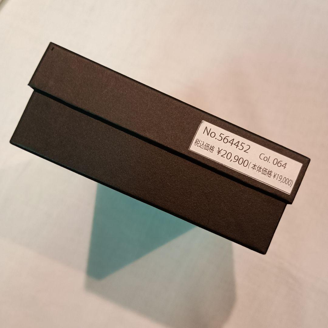 << 新品未使用品 >> パンディエスタ ラウンドジップ ウォレット ネイビー