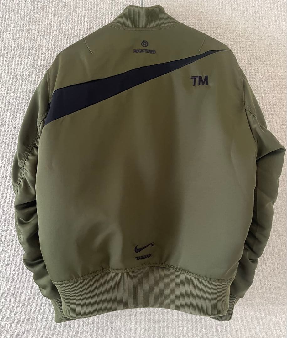 NIKE ナイキ スウォッシュ MA-1 リバーシブル ボンバー ジャケット