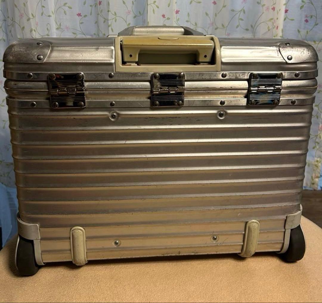 リモワ　パイロット　トロリー　2輪