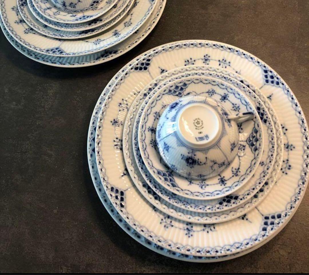 ロイヤルコペンハーゲン　ハーフレース　食器セット　残り１セット