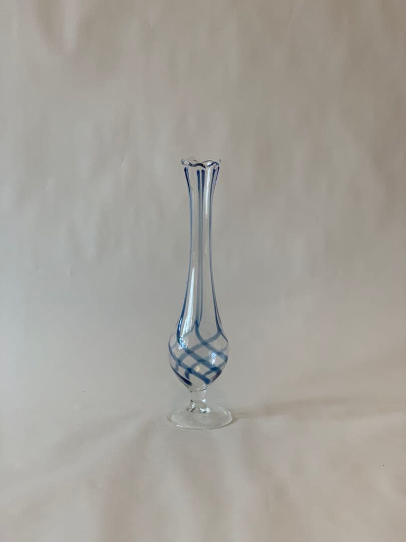 フラワーベース　ビンテージ　花瓶