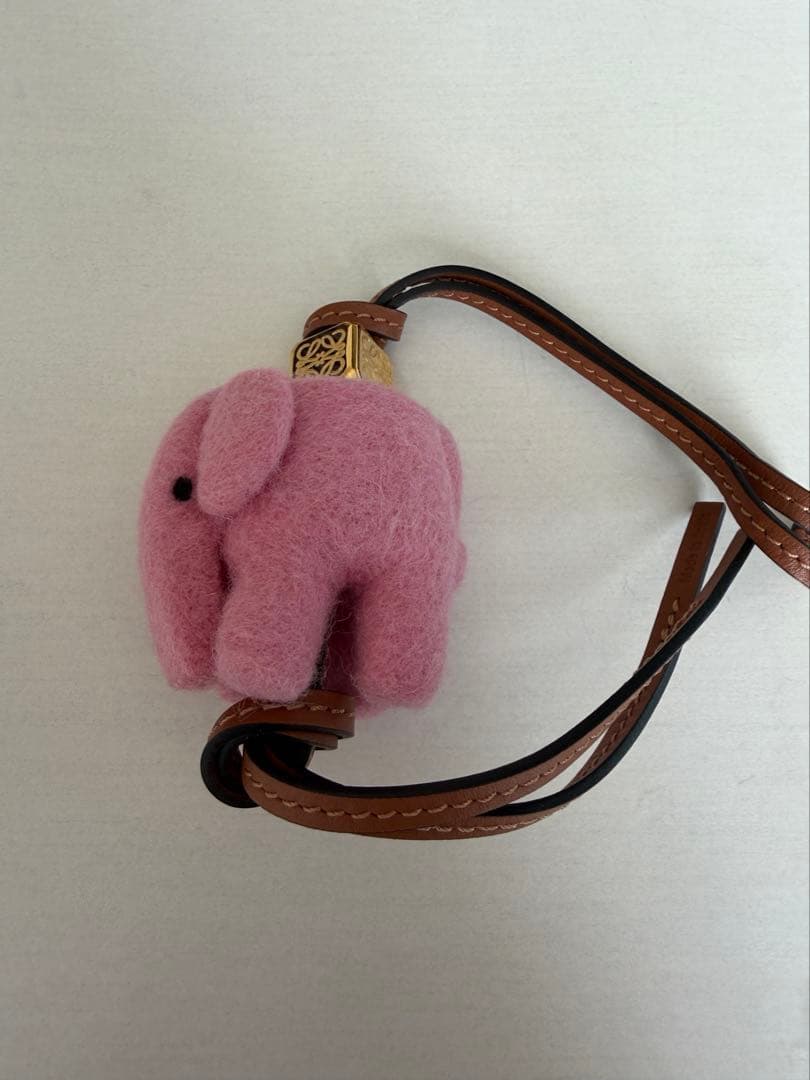 【ロエベ】エレファント チャーム（フェルト&カーフ）キーチャーム　ゾウ　ピンク