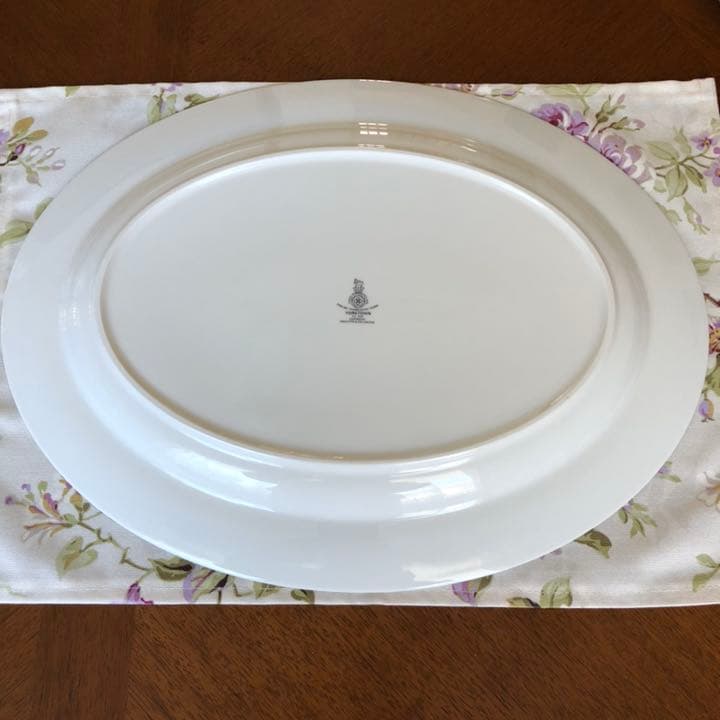 【美品】ロイヤルドルトン★ヨークタウン★オーバルパーティトレイ