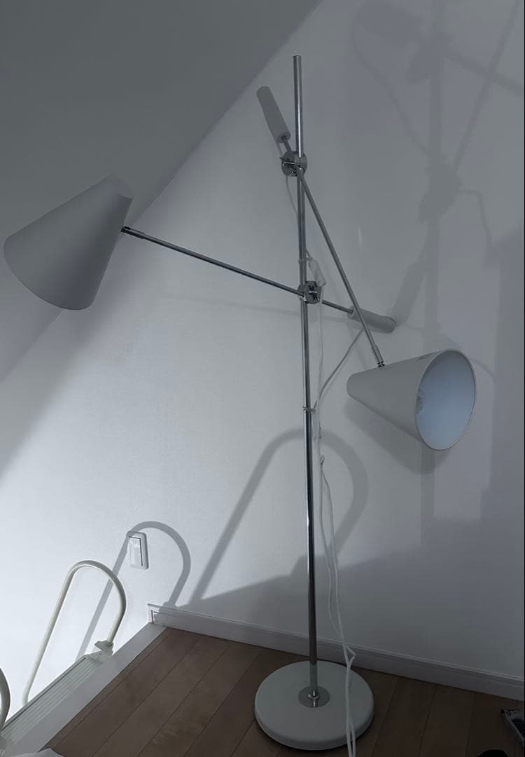 AZZARDO フロアスタンド ホワイト 2灯式