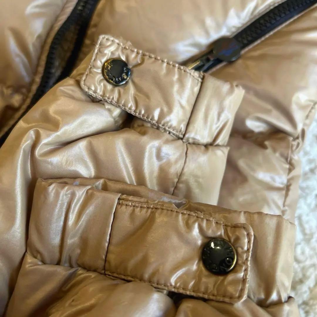 MONCLER フード付きダウンジャケット ベージュ