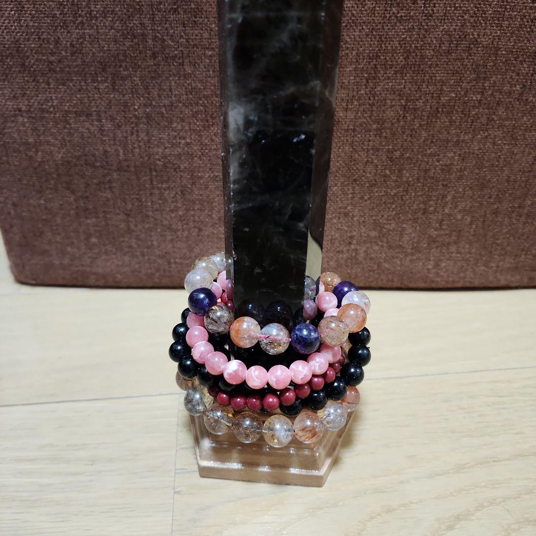 ②【高波動】モリンオ天然石タワー 約28.5cm！台座付き／浄化・空間調整に◎