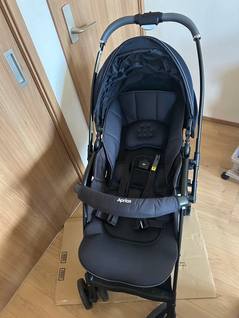 【極美品】最終値下げ‼️Aprica ベビーカー　ラクーナクッション アップリカ