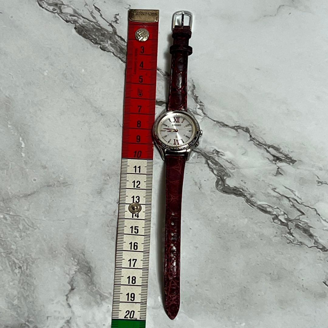 稼働美品 セイコーLk レディース腕時計 1B25-0AH0 レッド ラウンド