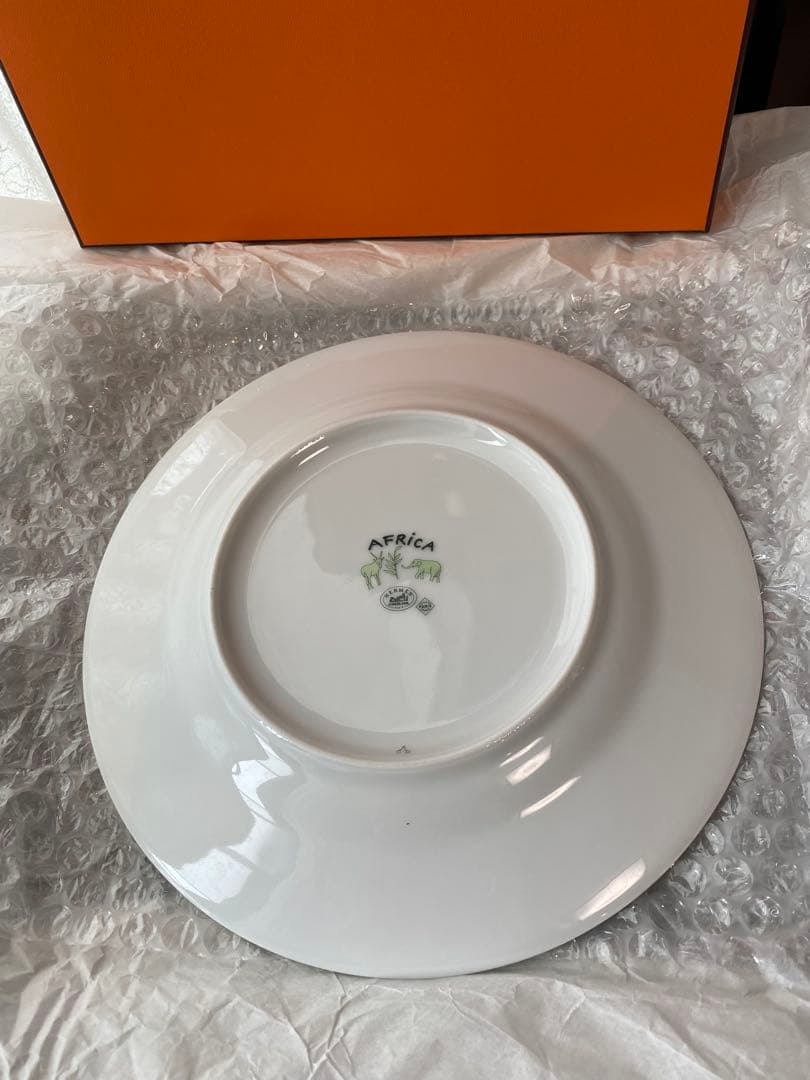 Hermès 、アフリカ動物柄