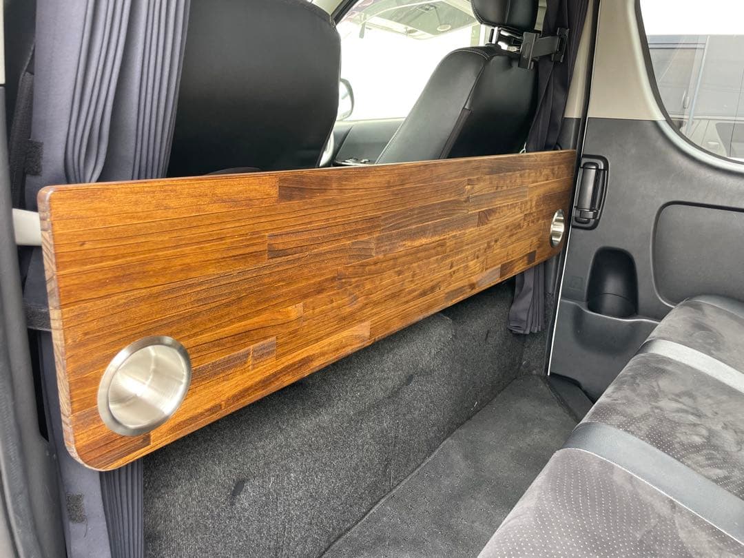 在庫有り！ハイエース後席用テーブル lot56車中泊