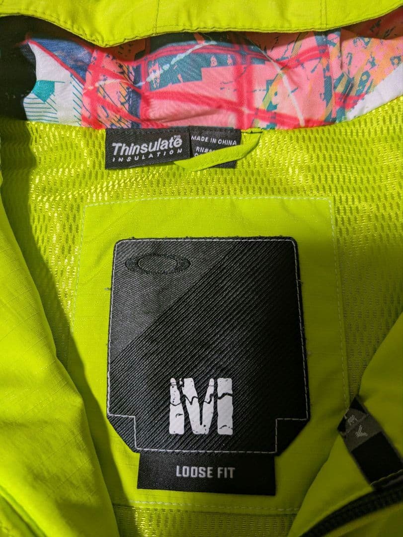 12月限定セール！【極美品】OAKLEY スノボウェア メンズ M