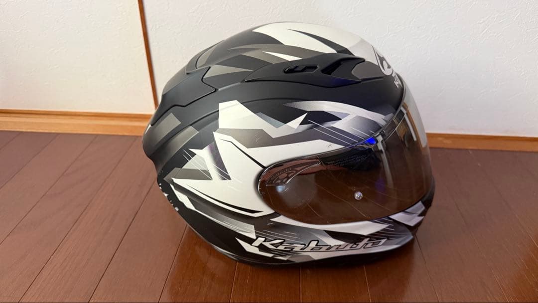 OGK KABUTO KAMUI-III (経年)