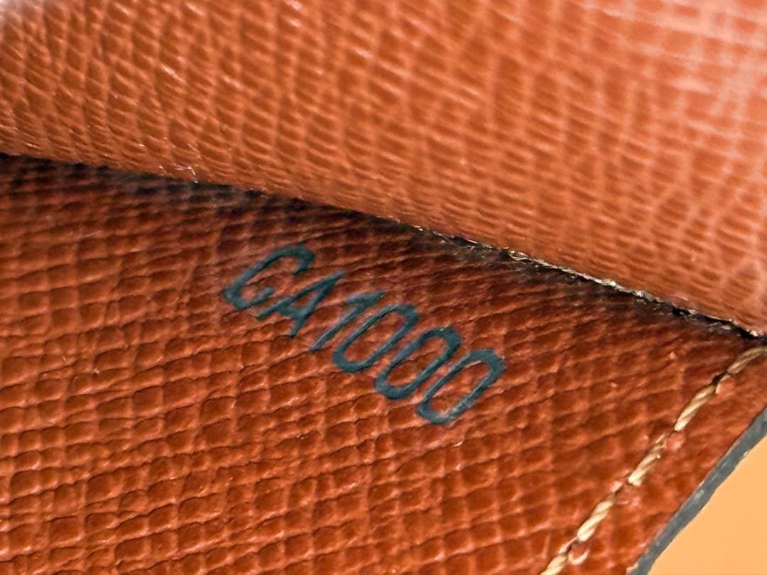 良品！ルイヴィトン　ポルトモネ・ジップ　二つ折り財布