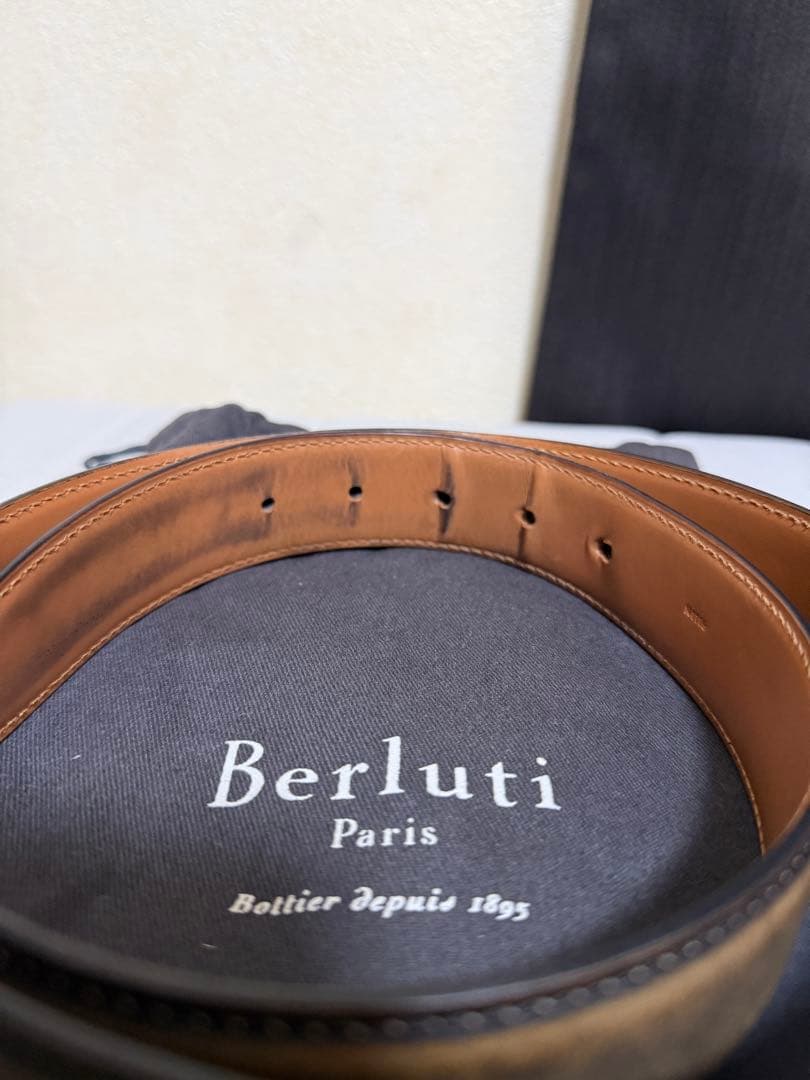 Berluti Bバックルベルト