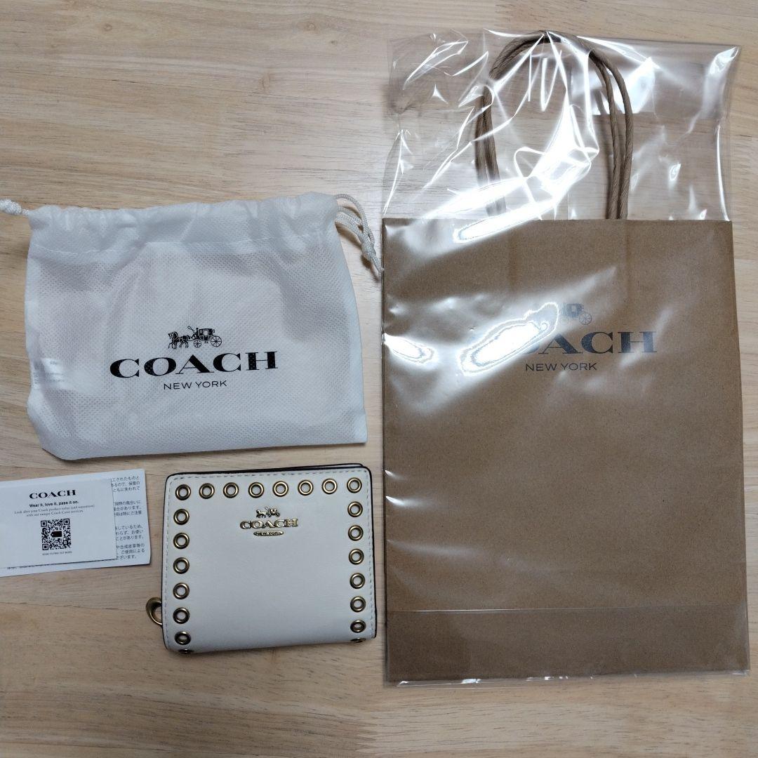 COACH　折財布　白　タイピングレザー