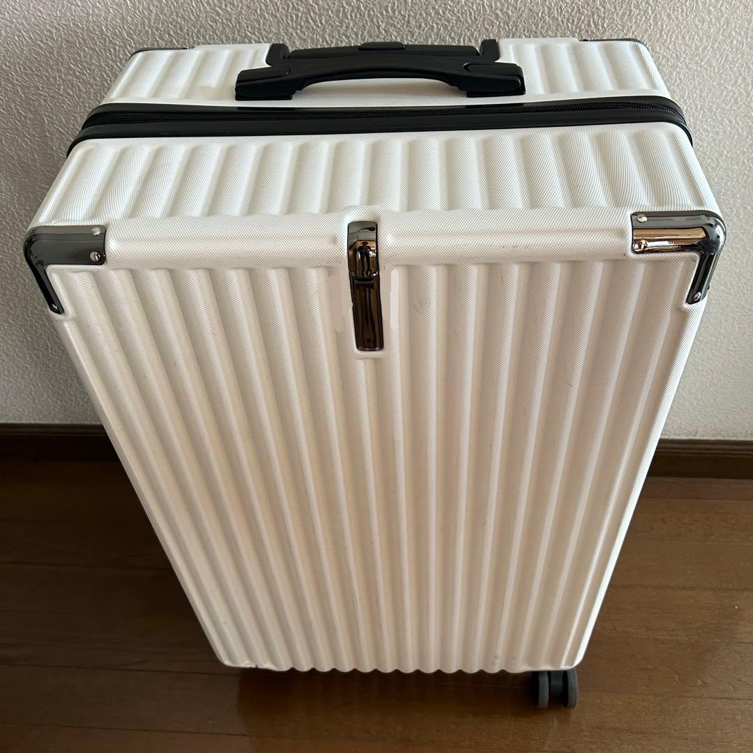 新品未使用未開封　スーツケースＬ　ホワイト
